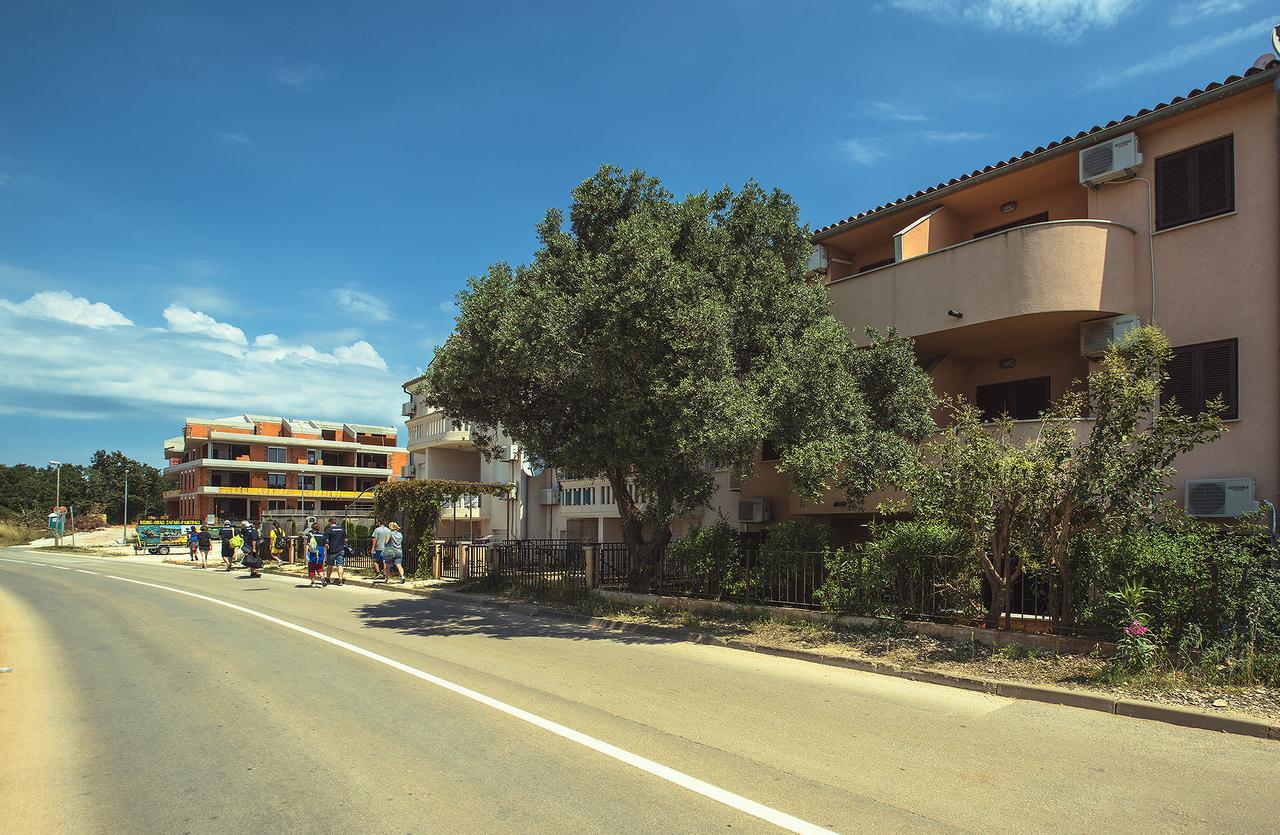Apartments Ulika メドゥリン エクステリア 写真