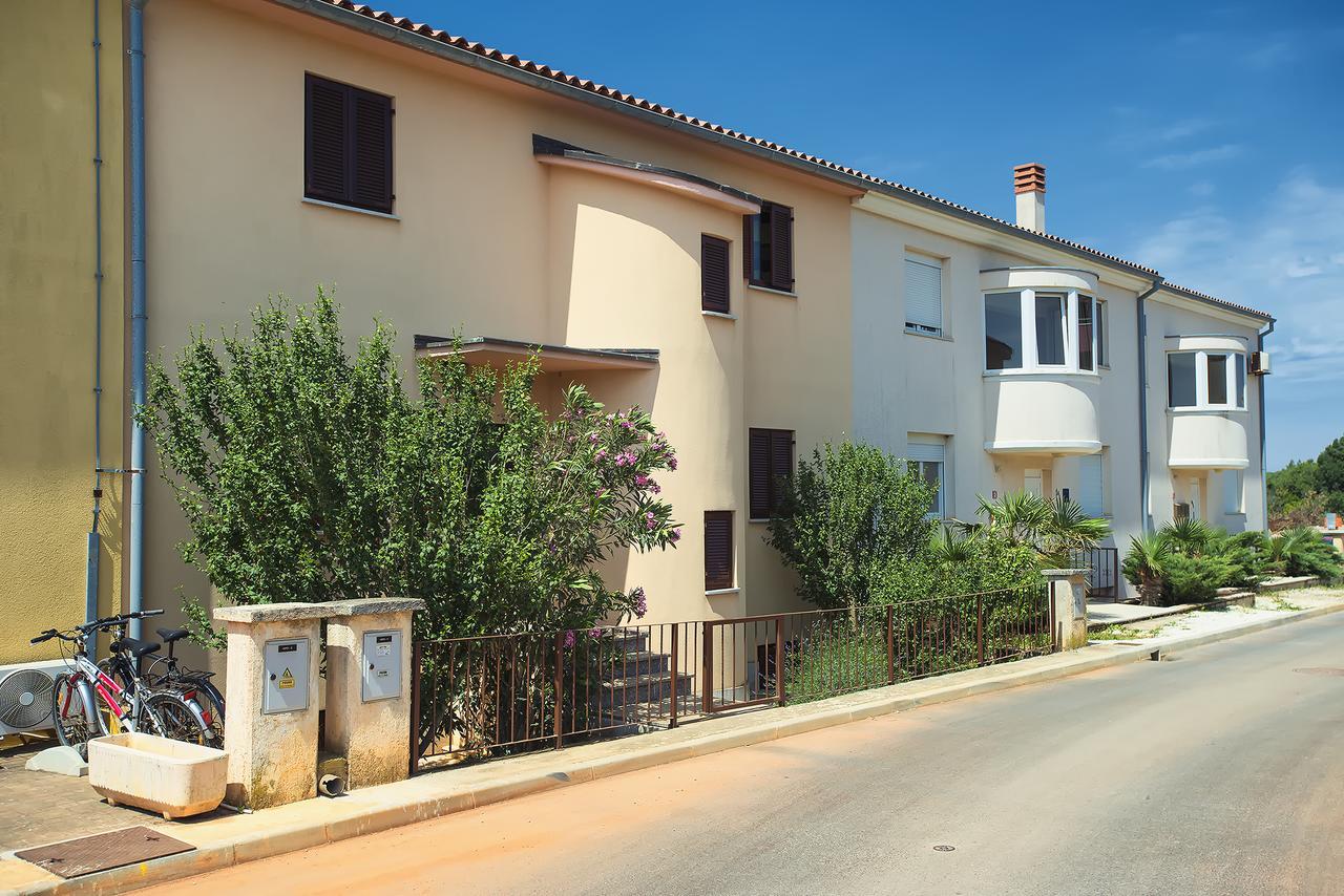 Apartments Ulika メドゥリン エクステリア 写真