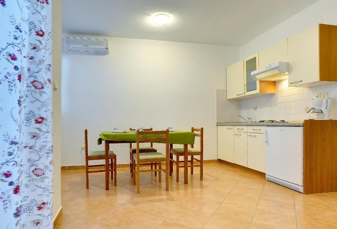 Apartments Ulika メドゥリン エクステリア 写真